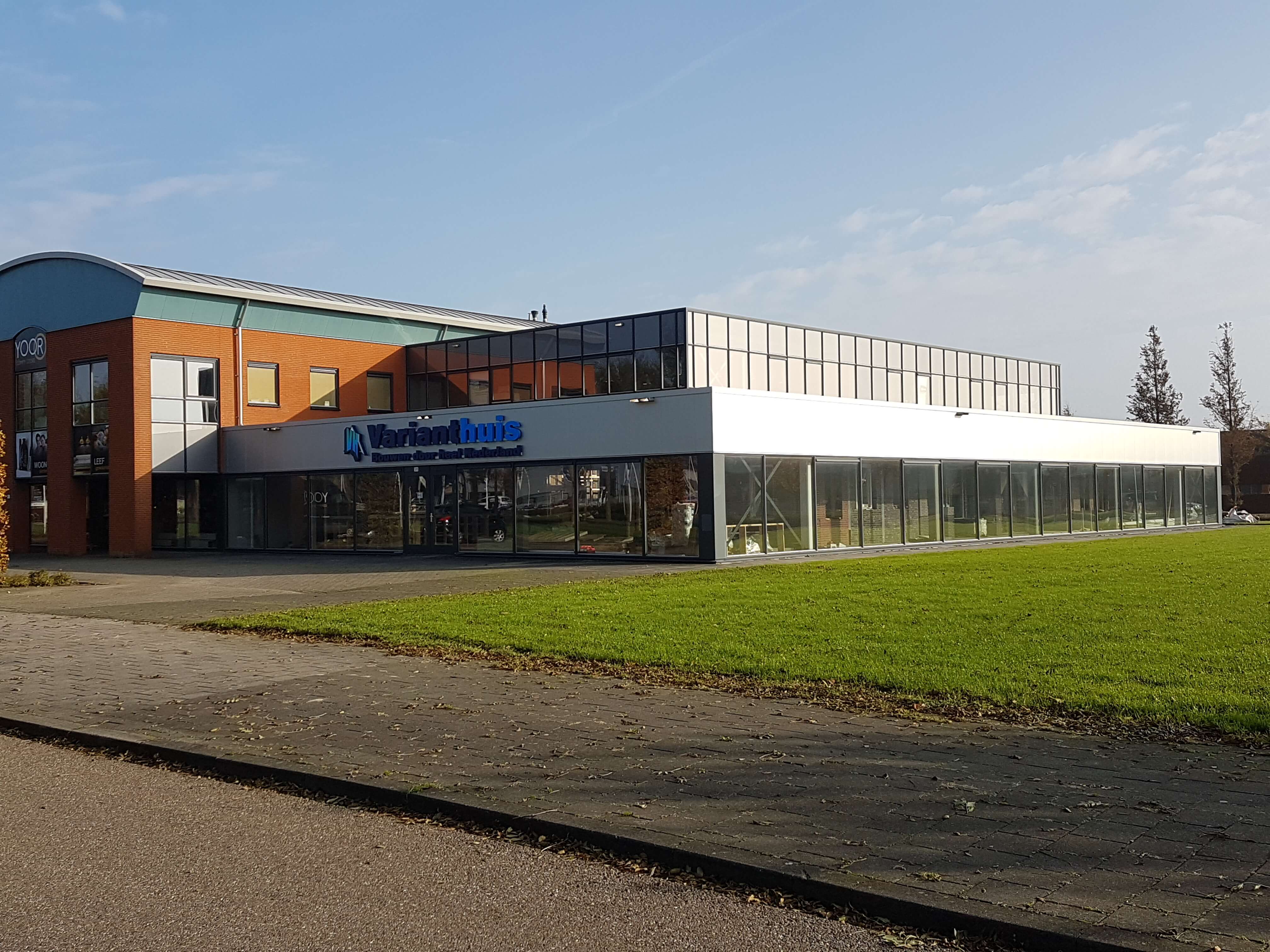 2 onder 1 kap woning showroom in Dronten 